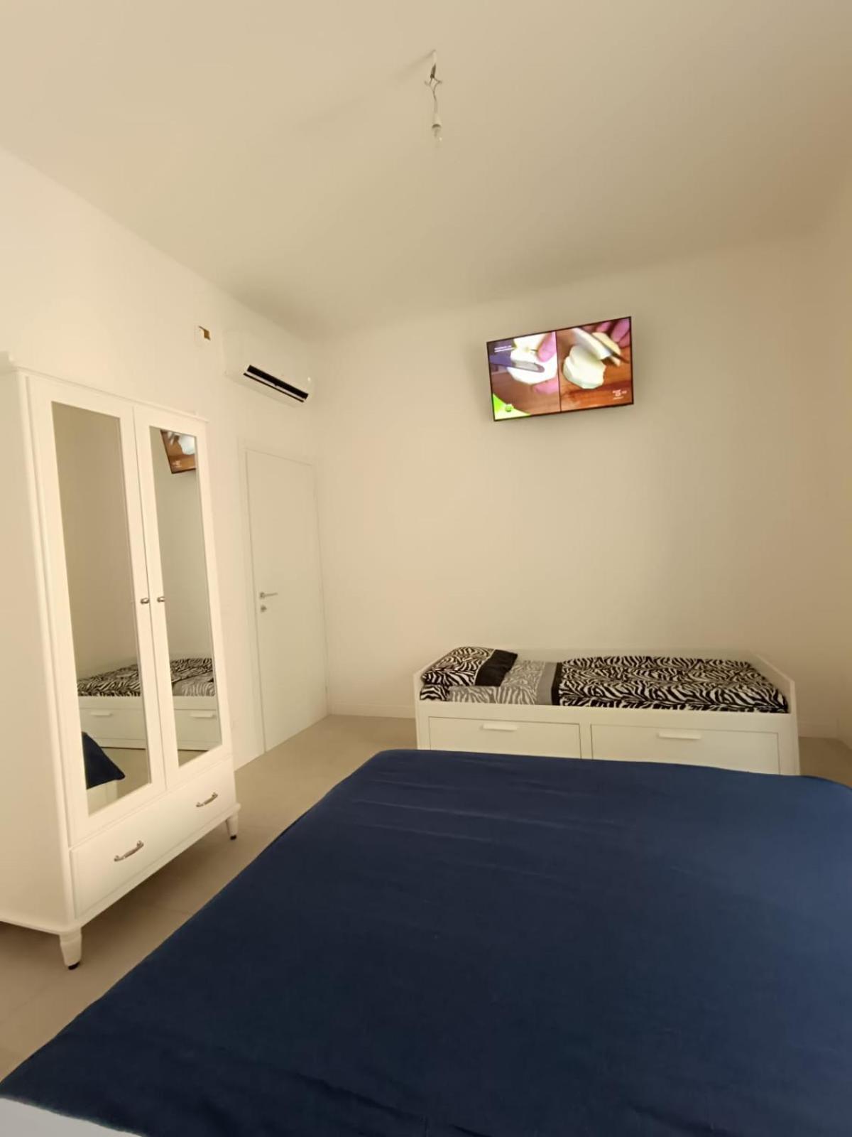 Ruffoli-Home A 300 M Dal Mare Розіньяно-Солвей Екстер'єр фото