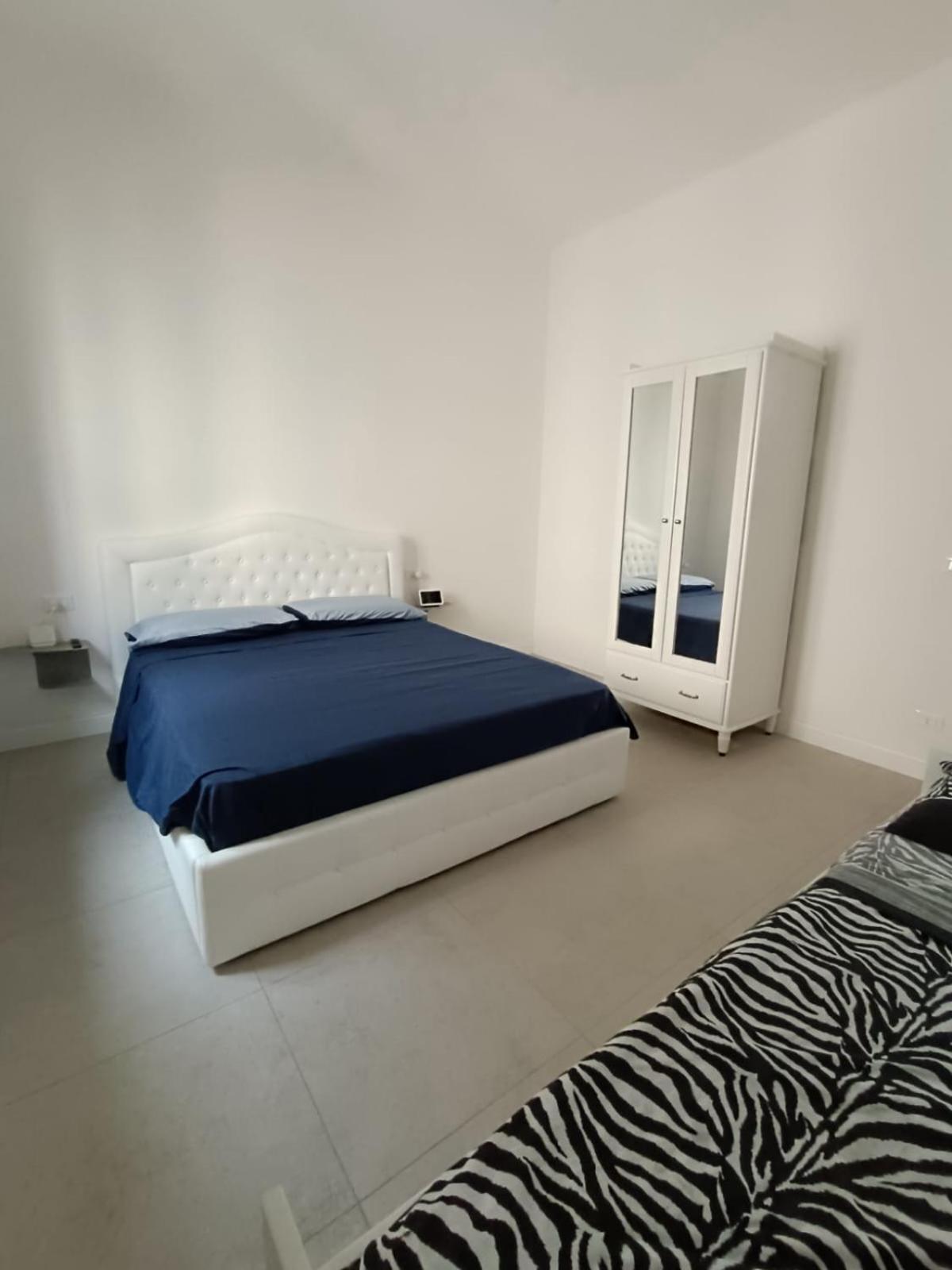 Ruffoli-Home A 300 M Dal Mare Розіньяно-Солвей Номер фото